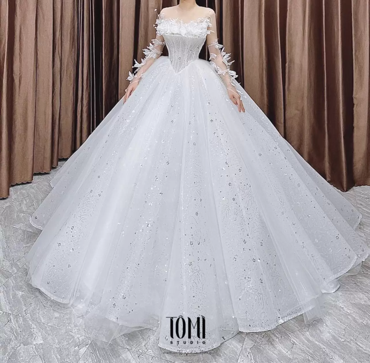 Mẫu 05
